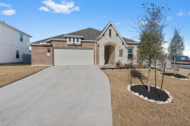 Photo - 200 Ottaviano Way