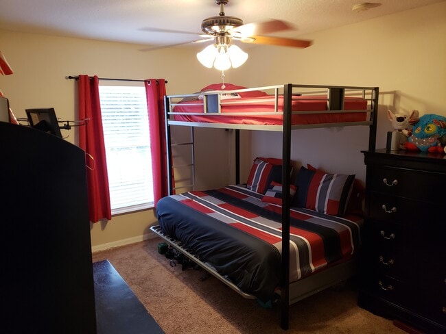 Photo - 76550 Longleaf Loop