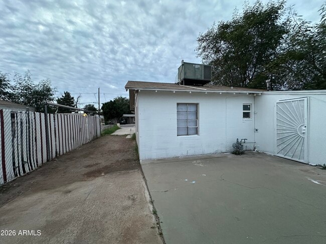 Photo - 6547 N 59th Dr