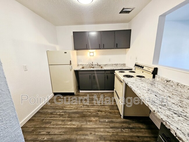 Photo - 1431 Cambridge Pl Condo Unit 6