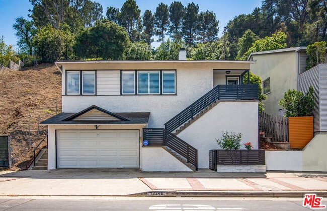 Building Photo - 12248 Laurel Terrace Dr