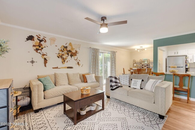 Photo - 211 Versailles Blvd Unit 5