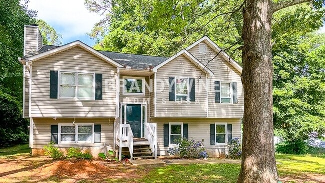 Building Photo - 108 Wesley Mill Ridge