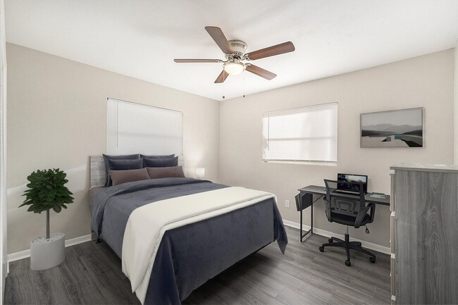 Photo - 1346 Byron Dr