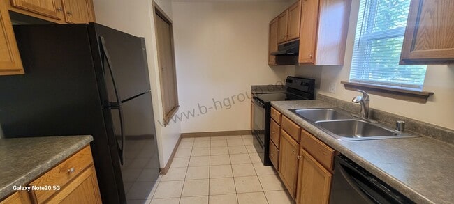 Photo - 8760 Sheridan Rd Unit Apt 3