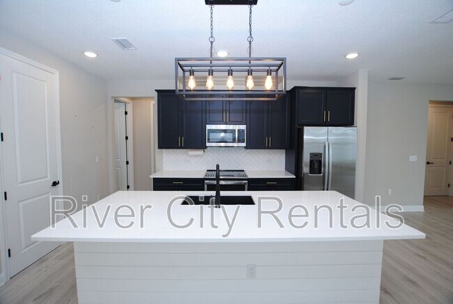 Photo - 6997 Red Timber Rd