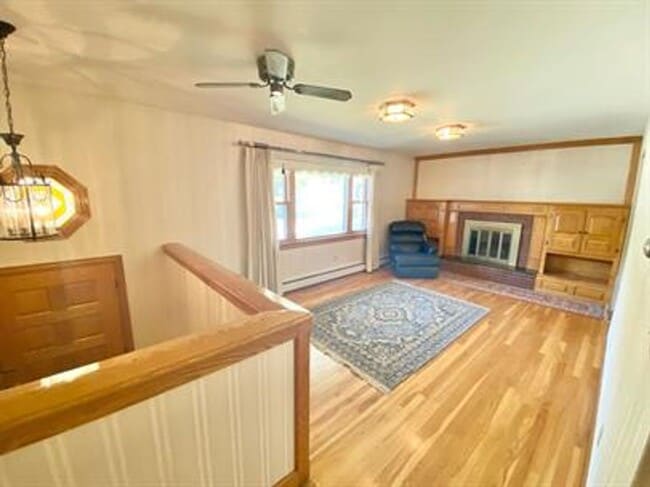 Photo - 5 Bedroom Home in Essex Junction! Available 7/1