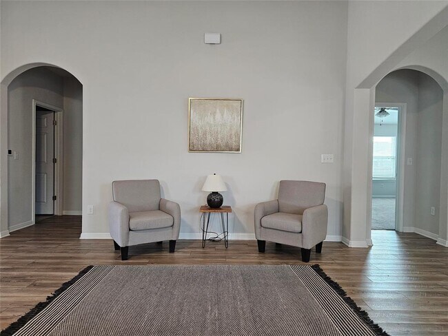 Photo - 10220 Laurie Ln