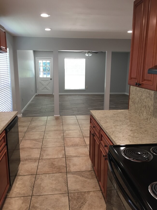 Photo - 10937 Carmel Dr