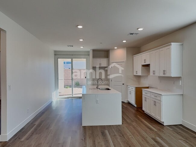 Photo - 677 Crimson Flare Ct