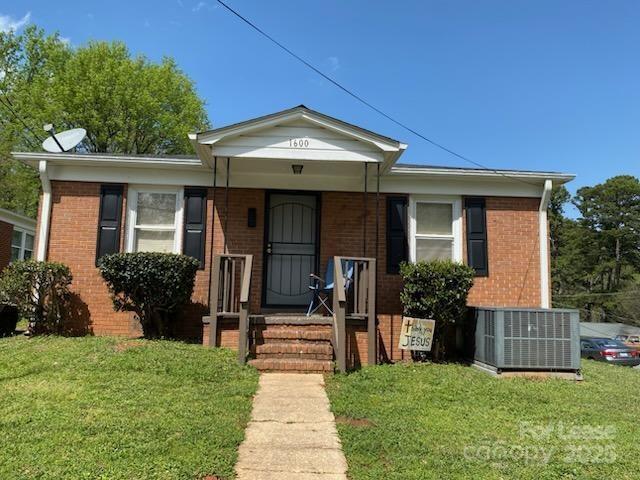 Photo - 1600 Catherine Simmons Ave Casa