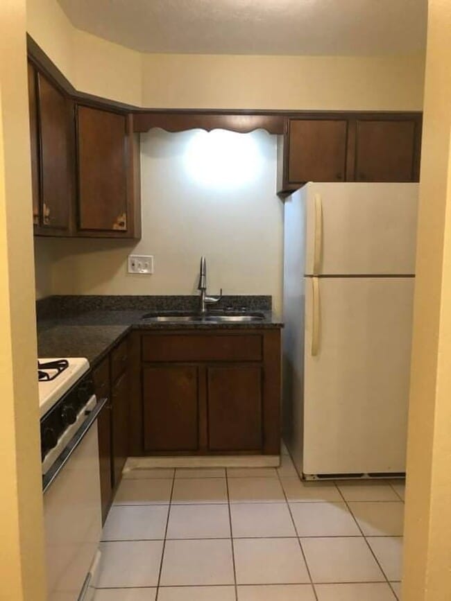 Photo - Riverside Terrace Apartments