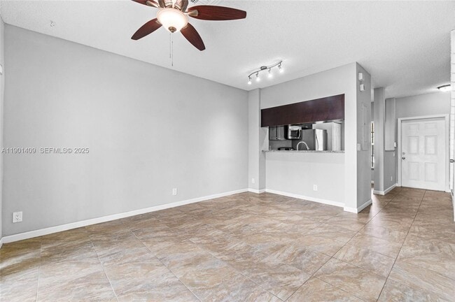 Photo - 4990 Palmbrooke Cir