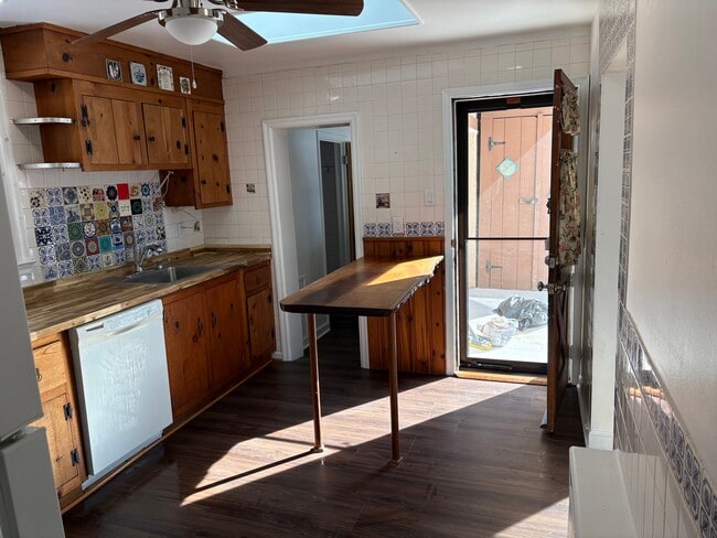 Photo - 77 Winding Ln