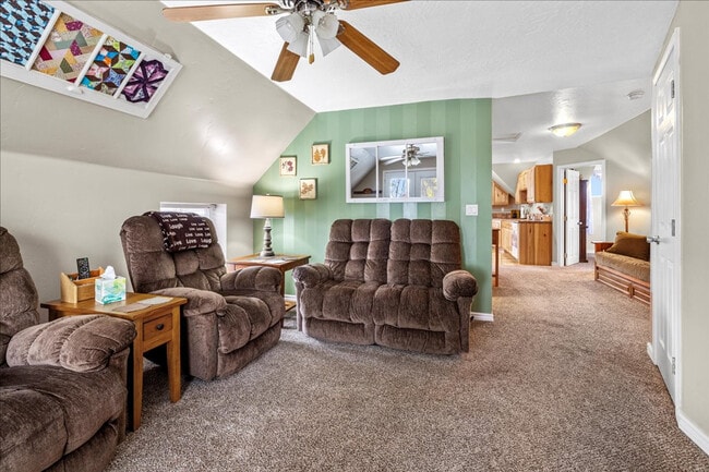 Photo - 203 6th Ave S Unit SI ID1308985P