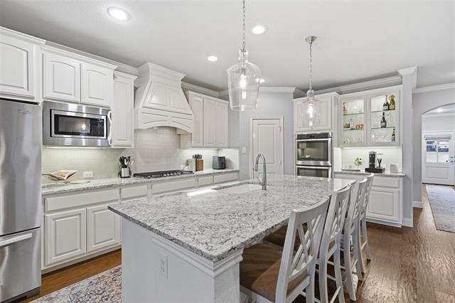 318 Bluestem Ln