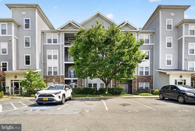 Building Photo - 1321 Karen Blvd Unit 103