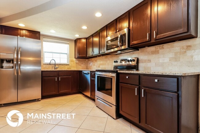 Photo - 3208 Primrose Dr