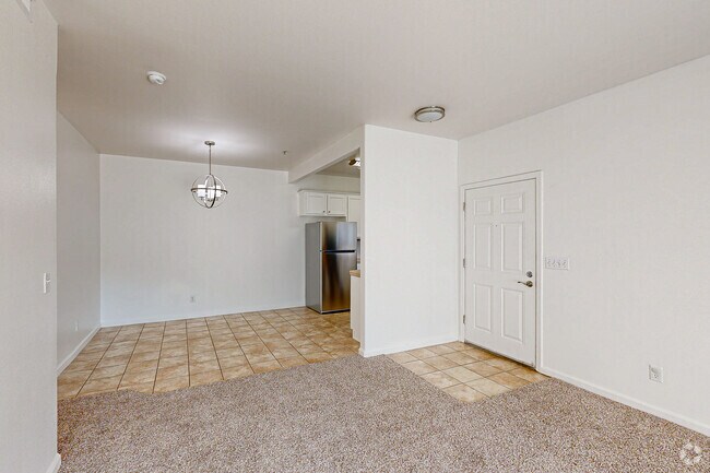 2BD, 1BA - 894SF