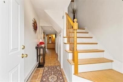 Photo - 13 Circuit Ln