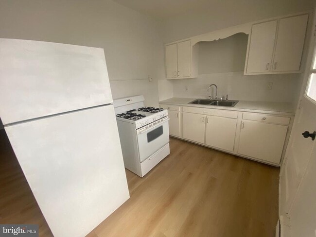 Photo - 113 E Lackawanna Ave Unit 4