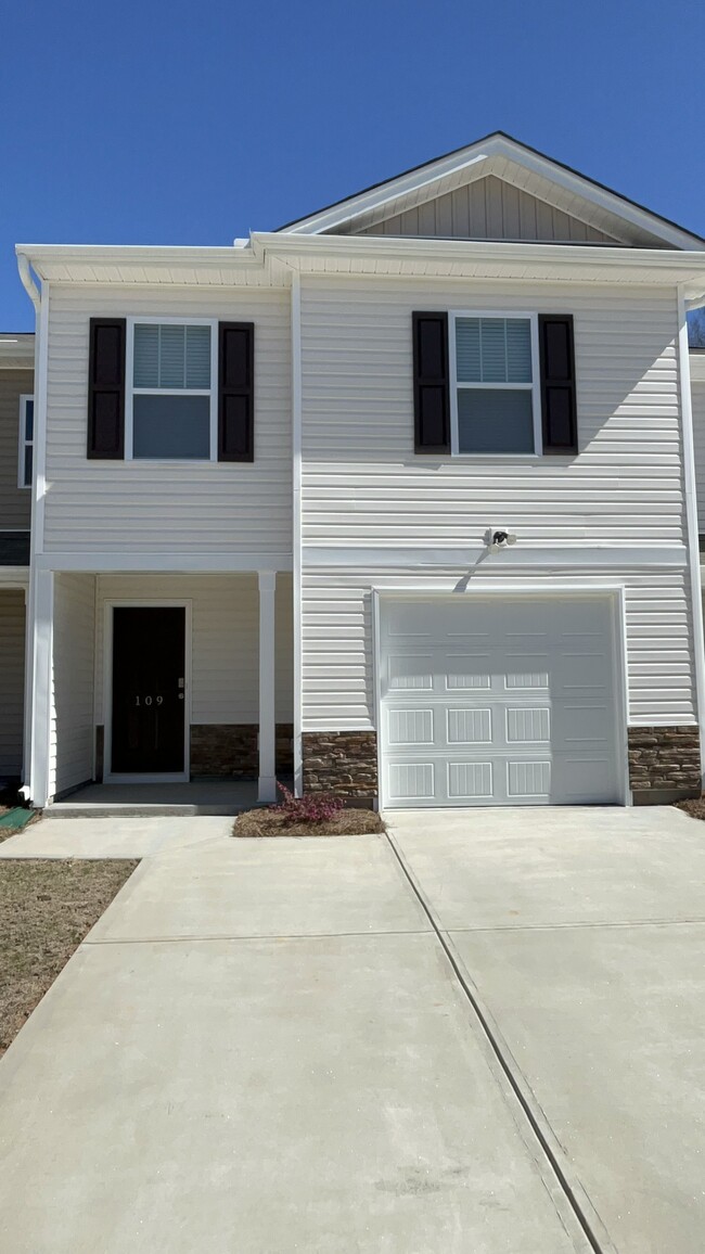 Photo - 109 Oakmont Valley Trl Townhome