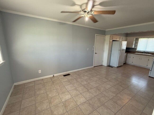 Photo - Charming 3 Bedroom, 2 Bath Home with Large Attached Shop in South Dalton