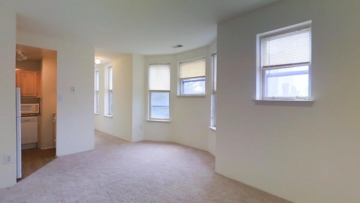 Photo - Carriage House