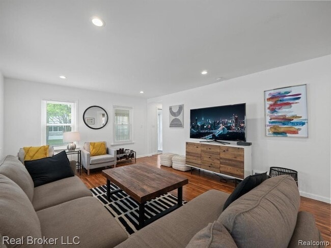 Photo - 1428 Bennaville Ave