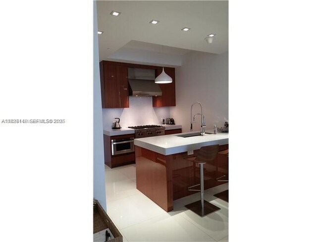 Photo - 9701 Collins Ave Unidad 1104S