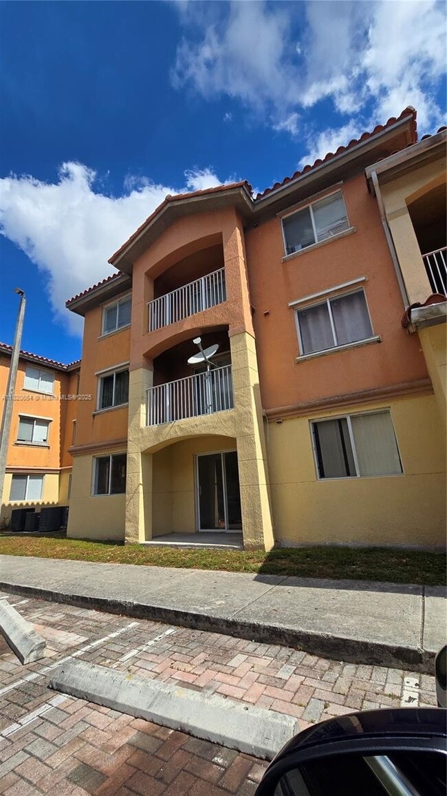 3 bedroom in Miami Gardens FL 33056 - 3 bedroom in Miami Gardens FL 33056 Condo