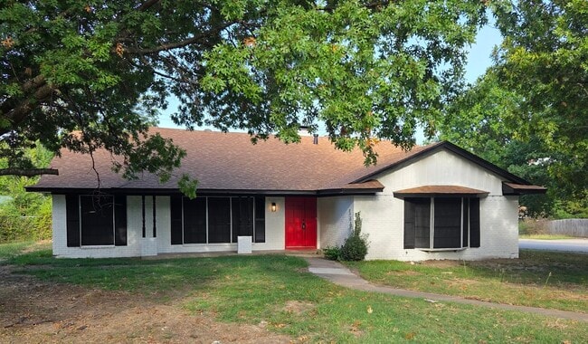 Building Photo - 6400 Buena Vista Dr Rental