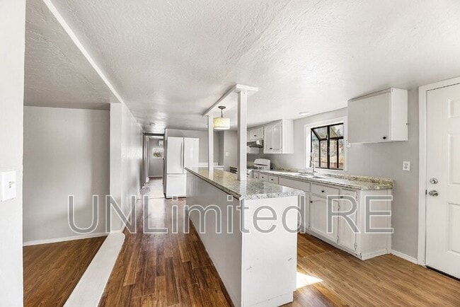 Photo - 3460 E Colorado Dr