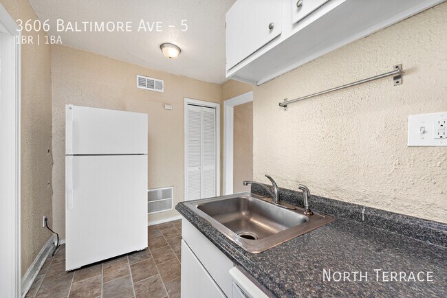 Photo - 3606 Baltimore Ave Unidad 5