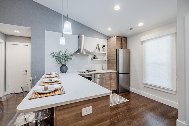 2 Bed 2 Bath