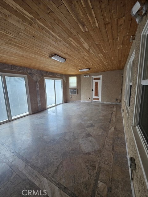 Photo - 938 Ford St