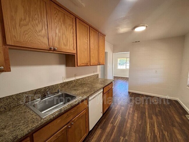 Photo - 5912 21st Ave