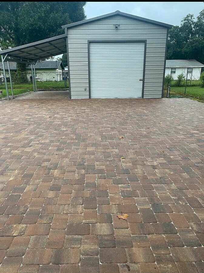 Photo - 1150 Luke Ave