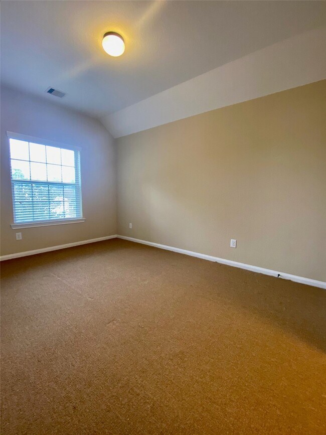 Photo - 15 Sagamore Ridge Pl