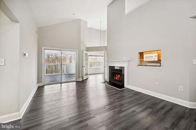 6520 Lake Park Dr Unit 301A