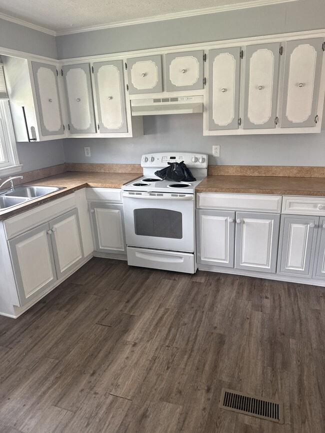 128B Batey Cir