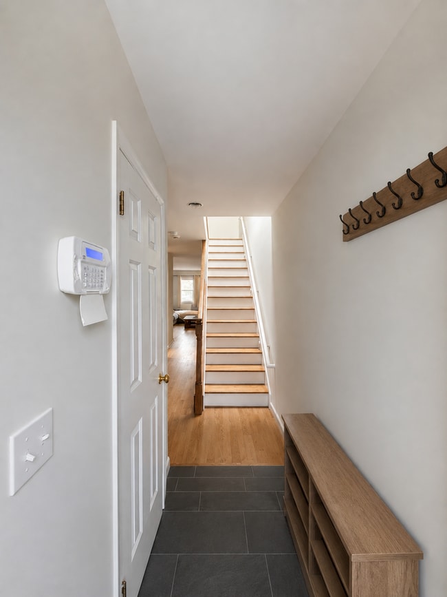 Photo - WONDERFUL 2 BEDROOM 1.5 BATH TOWNHOUSE W/ 1-CAR GARAGE!
