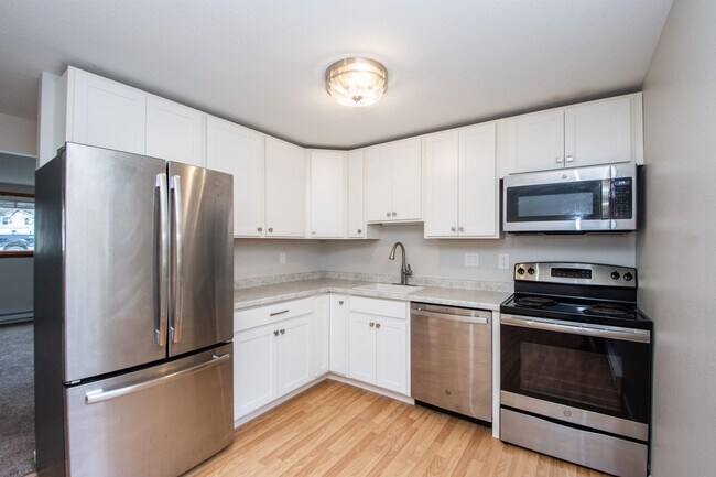 Photo - 909 12th St N Unit 3