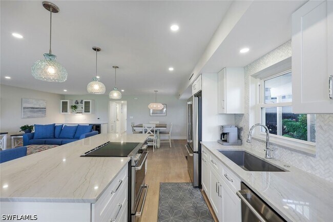 Photo - 3400 Gulf Shore Blvd N Unit B2