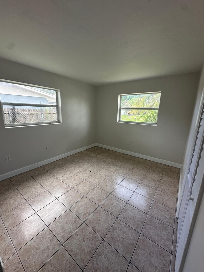 Photo - 775 Snead Cir