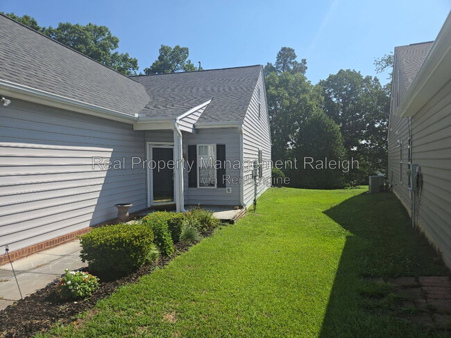 Photo - 2152 Castle Pines Dr