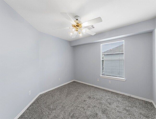 Photo - 16530 Cairngrove Ln