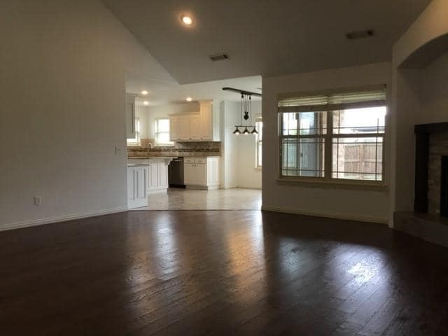 Photo - 1907 SW Cypress St