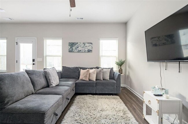 Photo - 7126 Chara Ln