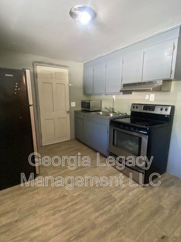 Photo - 65 Hughes St